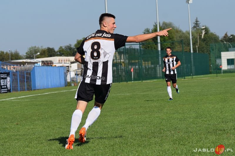 JKS Czarni 1910 Jasło - Lechia Sędziszów Małopolski (4:2)