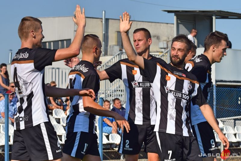 JKS Czarni 1910 Jasło - Lechia Sędziszów Małopolski (4:2)