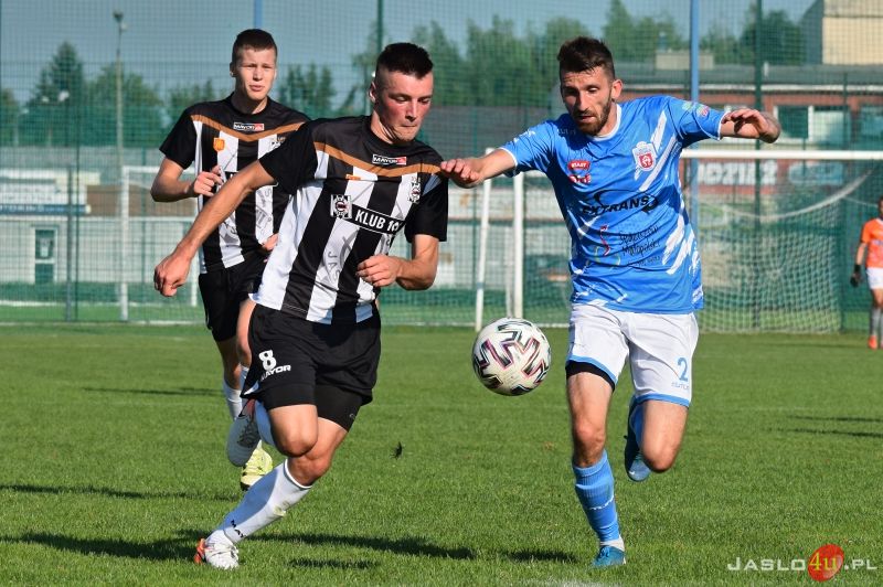 JKS Czarni 1910 Jasło - Lechia Sędziszów Małopolski (4:2)