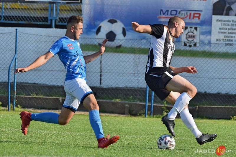 JKS Czarni 1910 Jasło - Lechia Sędziszów Małopolski (4:2)
