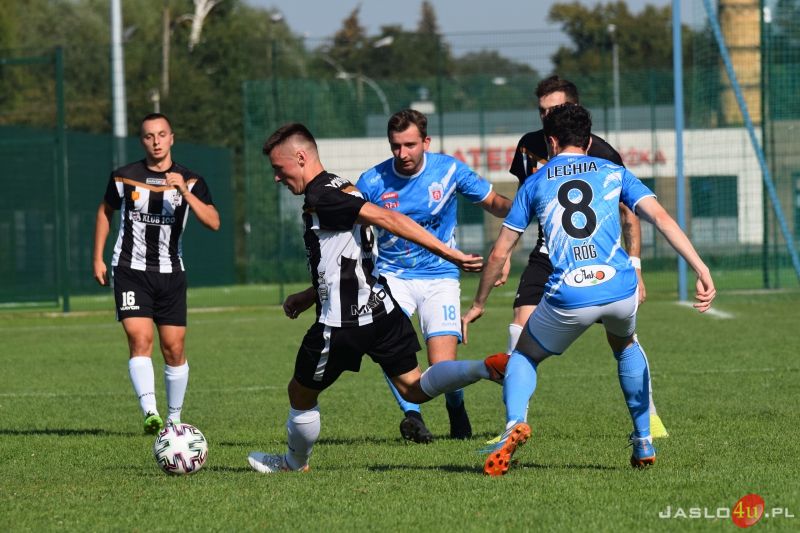 JKS Czarni 1910 Jasło - Lechia Sędziszów Małopolski (4:2)