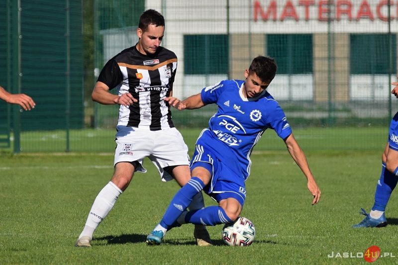 Mecz JKS Czarni 1910 Jasło - Stal II Mielec