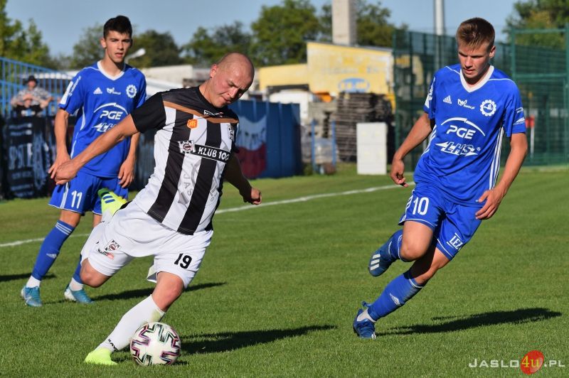 Mecz JKS Czarni 1910 Jasło - Stal II Mielec