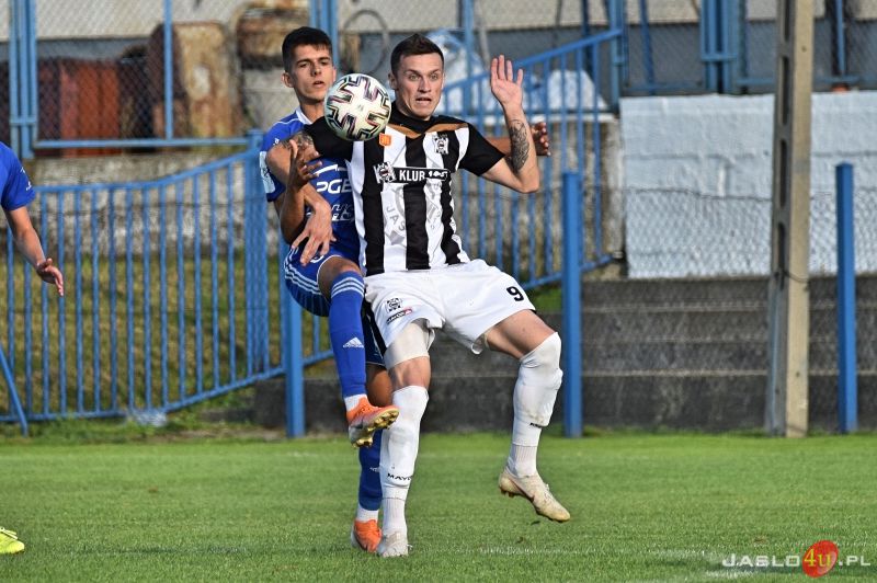 Mecz JKS Czarni 1910 Jasło - Stal II Mielec