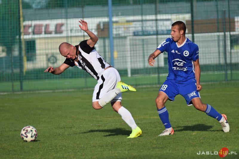 Mecz JKS Czarni 1910 Jasło - Stal II Mielec