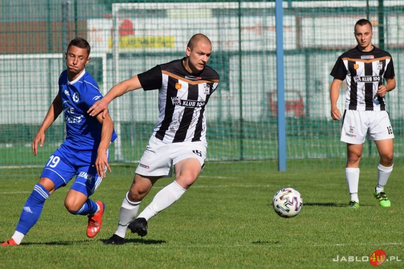 Mecz JKS Czarni 1910 Jasło - Stal II Mielec