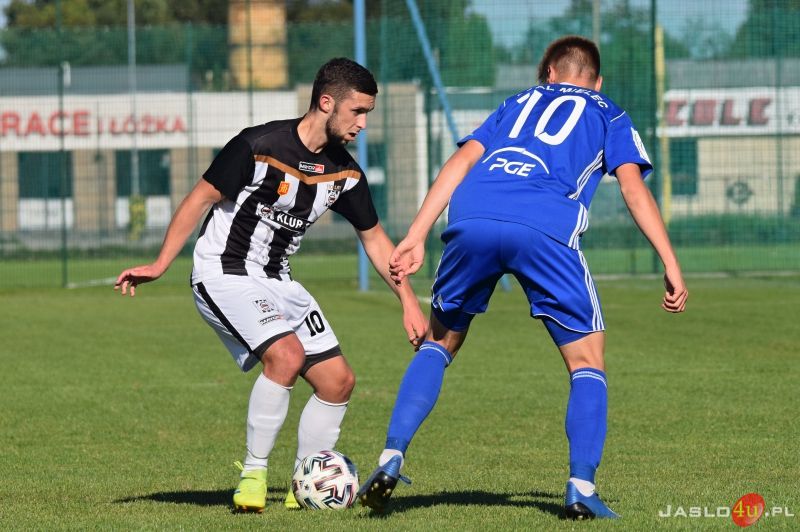 Mecz JKS Czarni 1910 Jasło - Stal II Mielec