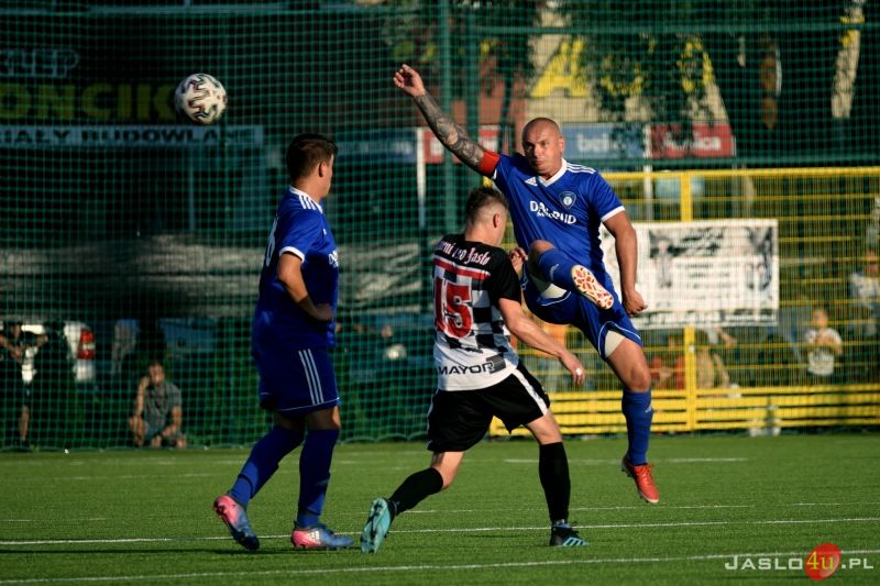 JKS Czarni 1910 Jasło - LKS Tempo Nienaszów (2:2)