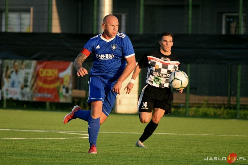 JKS Czarni 1910 Jasło - LKS Tempo Nienaszów (2:2)