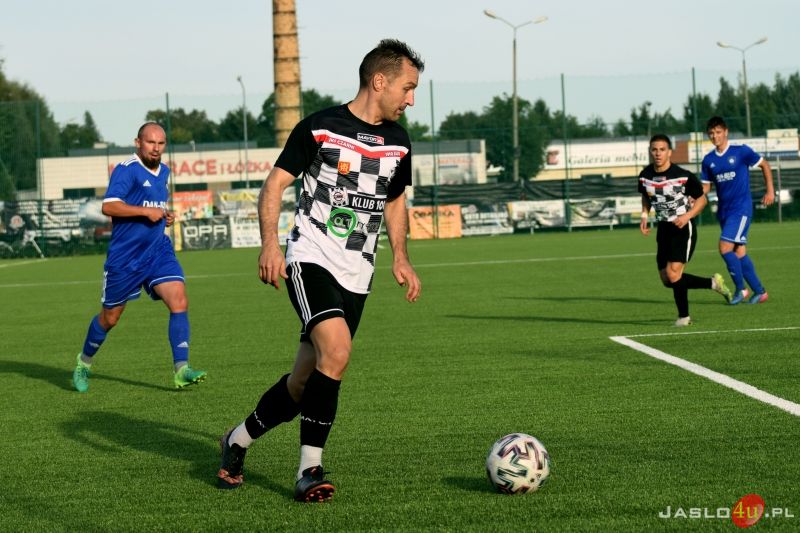 JKS Czarni 1910 Jasło - LKS Tempo Nienaszów (2:2)