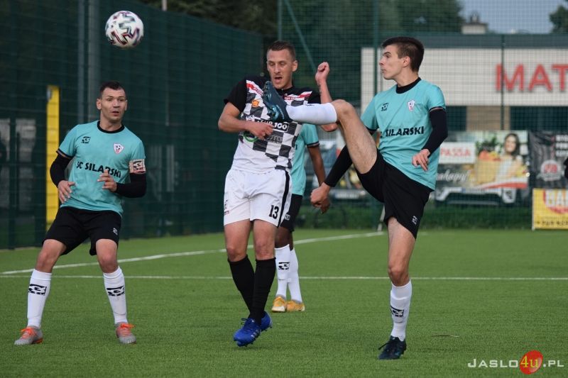 JKS Czarni 1910 Jasło - Cosmos Nowotaniec (4:3)