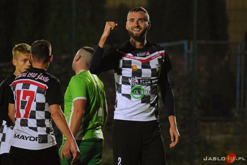 JKS Czarni 1910 Jasło - Przełęcz Dukla (4:1)