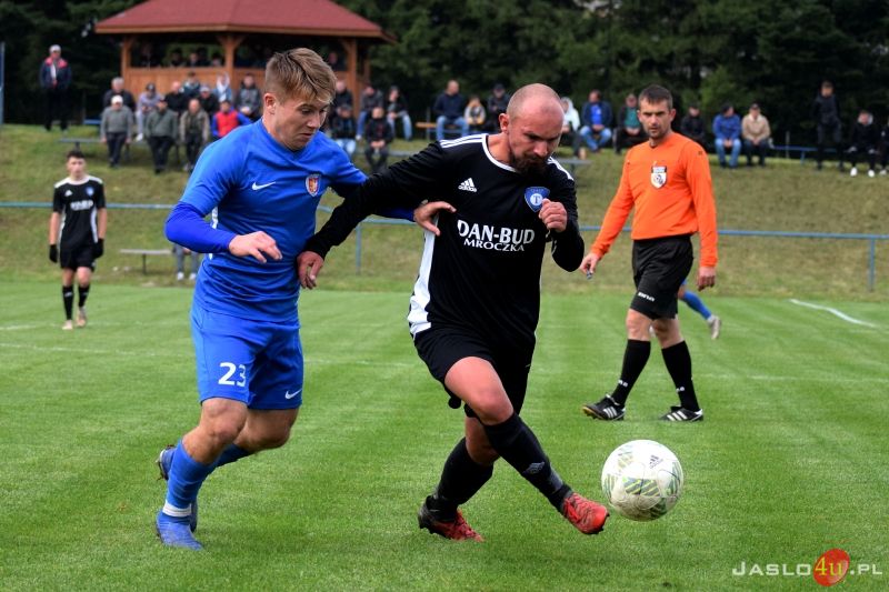 Mecz III rundy Okręgowego Pucharu Polski LKS Tempo Nienaszów - Karpaty Krosno (0:5)