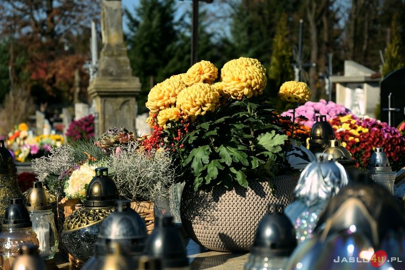 Dzień Wszystkich Świętych 2021