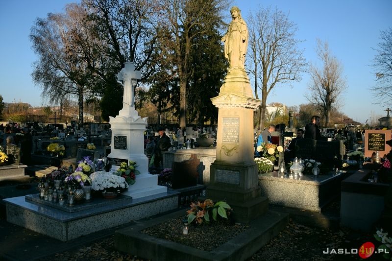 Dzień Wszystkich Świętych 2021