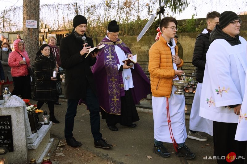 Dzień Wszystkich Świętych 2021