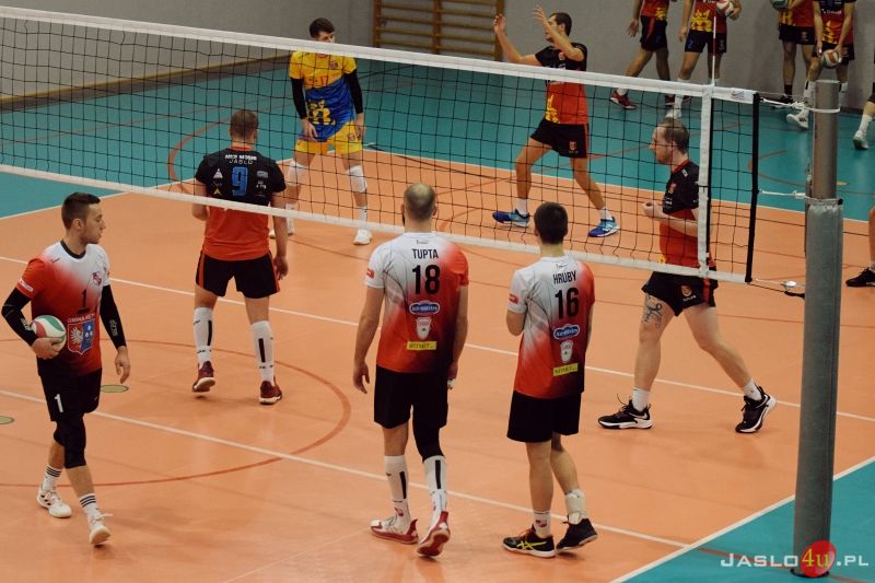 MKS "GAMRAT-MOSiR" Jasło - UMKS "Kęczanin" Kęty (3:2)