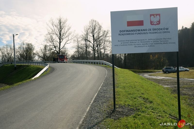 Uroczyste oddanie do użytku mostu na Jasiołce w Brzezówce