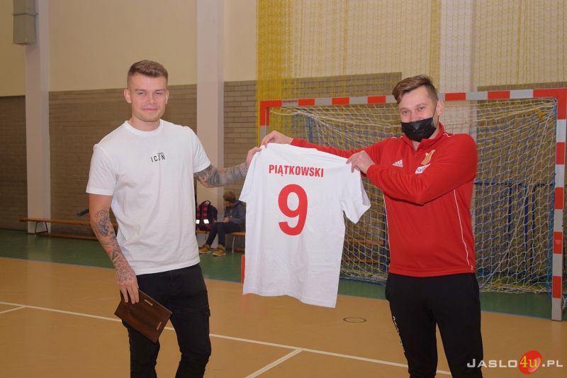 Kamil Piątkowski na treningu UKS 6 Jasło