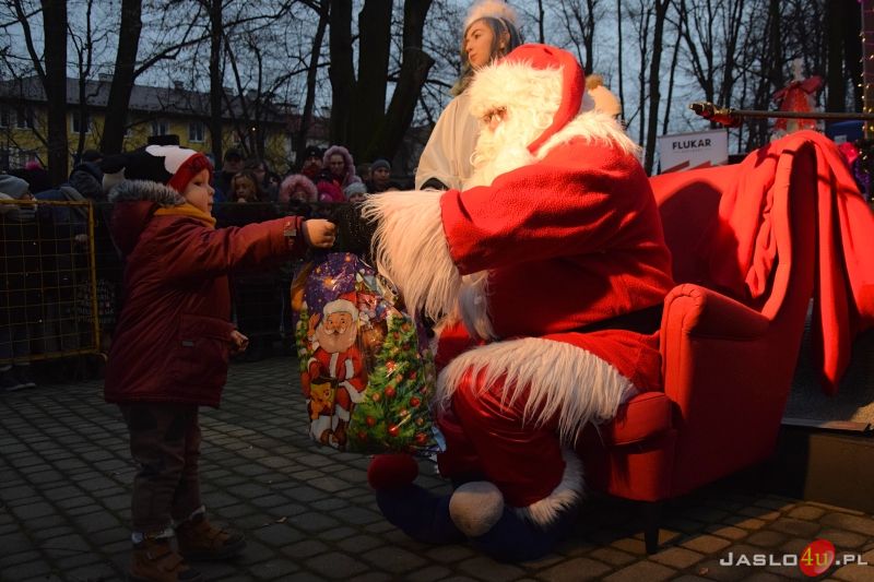 Mikołaj w Parku Miejskim w Jaśle 2021