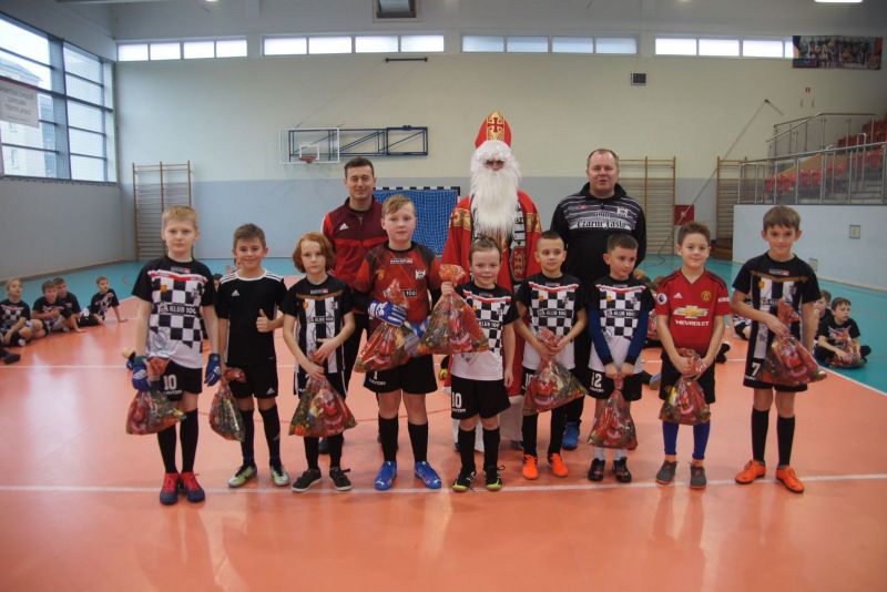 Mikołajki w Akademii Piłkarskiej Czarni Jasło