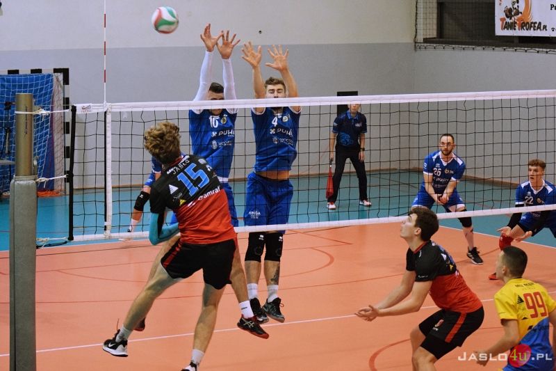 MKS "GAMRAT-MOSiR" Jasło - KS Hutnik - Wanda Kraków (1:3)