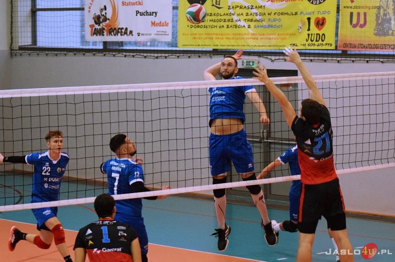 MKS "GAMRAT-MOSiR" Jasło - KS Hutnik - Wanda Kraków (1:3)