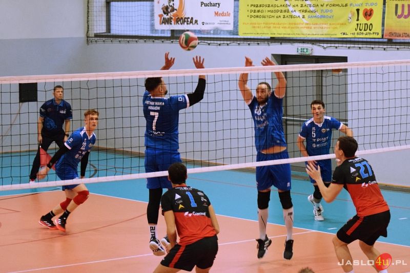 MKS "GAMRAT-MOSiR" Jasło - KS Hutnik - Wanda Kraków (1:3)