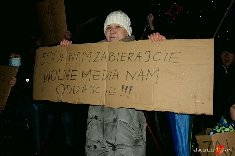 Protest przeciwko ustawie "Lex TVN" w Jaśle