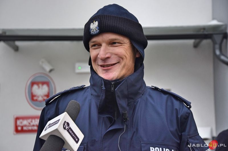 Uroczyście oddano zmodernizowany Komisariat Policji w Nowym Żmigrodzie