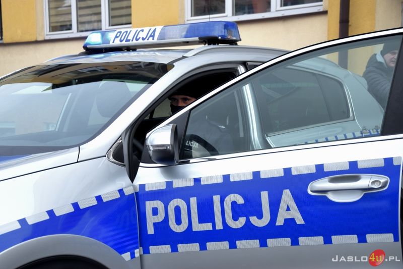 Uroczyście oddano zmodernizowany Komisariat Policji w Nowym Żmigrodzie