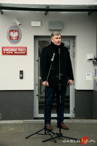 Uroczyście oddano zmodernizowany Komisariat Policji w Nowym Żmigrodzie
