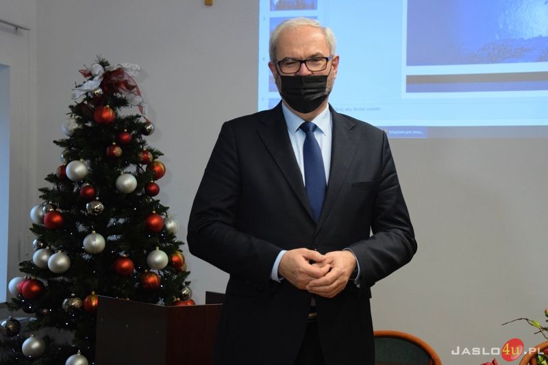 Wręczenie pamiątkowych medali w 101. rocznicę bitwy pod Firlejówką