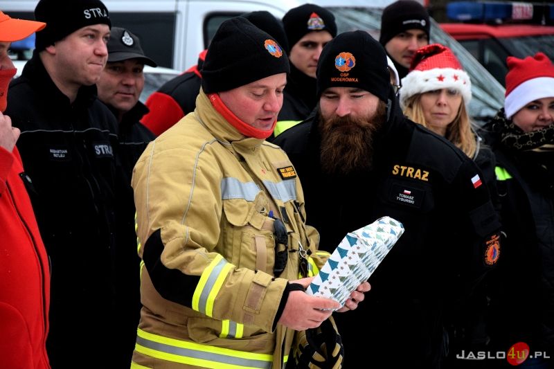Finał akcji „Paczka dla Dzieciaka na Święta od Strażaka”