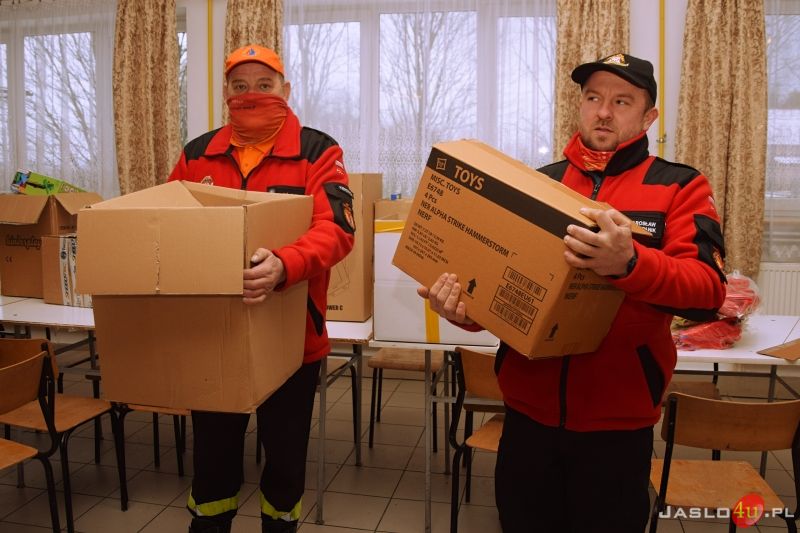 Finał akcji „Paczka dla Dzieciaka na Święta od Strażaka”