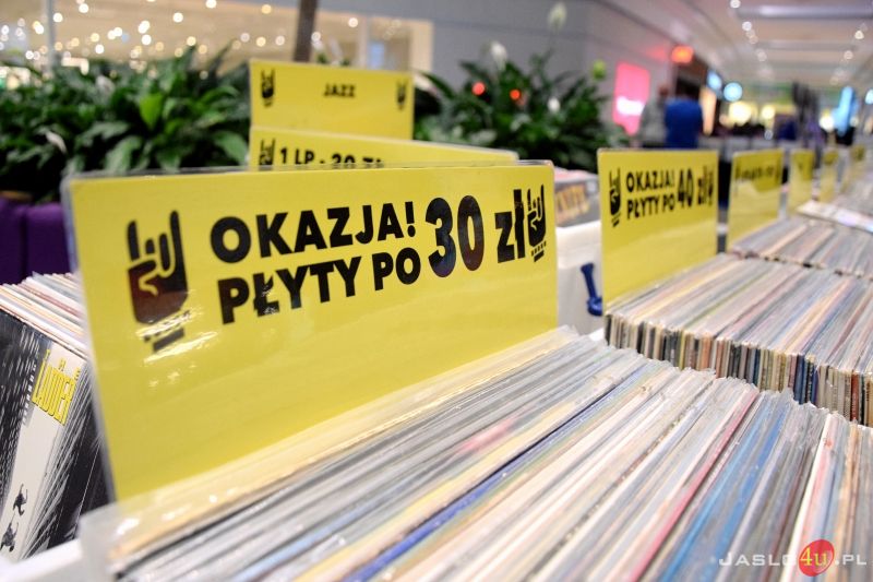 Giełda płyt winylowych, płyt CD i kaset magnetofonowych w VIVO! Krosno