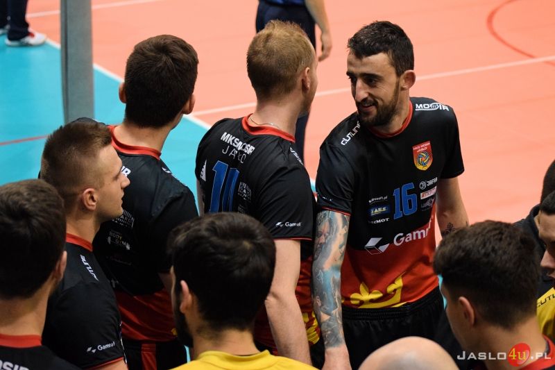 MKS "GAMRAT-MOSiR" Jasło - AKS V LO Rzeszów (3:0)