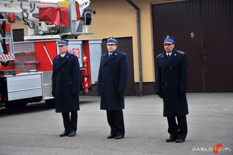 Przekazanie samochód i sprzętu ratowniczego dla KP PSP w Jaśle