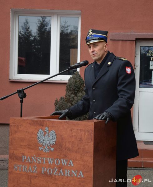 Przekazanie samochód i sprzętu ratowniczego dla KP PSP w Jaśle