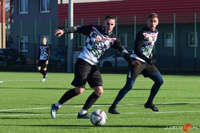 Mecz sparingowy JKS Czarni 1910 Jasło - Kolejarz Stróże 6:2