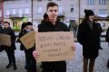 Pikieta przeciwko planom reorganizacji I LO w Jaśle