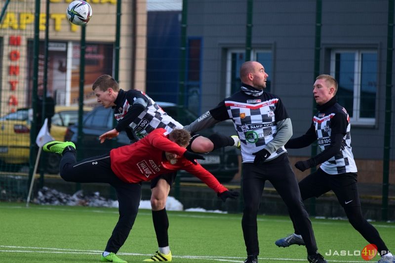 Sparing JKS Czarni 1910 Jasło - Partyzant Targowiska (5:0)