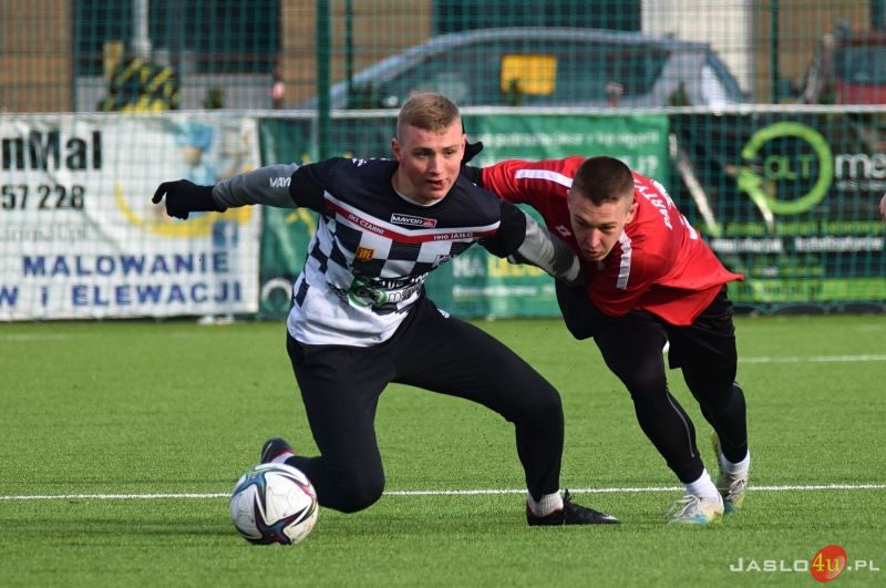 Sparing JKS Czarni 1910 Jasło - Partyzant Targowiska (5:0)