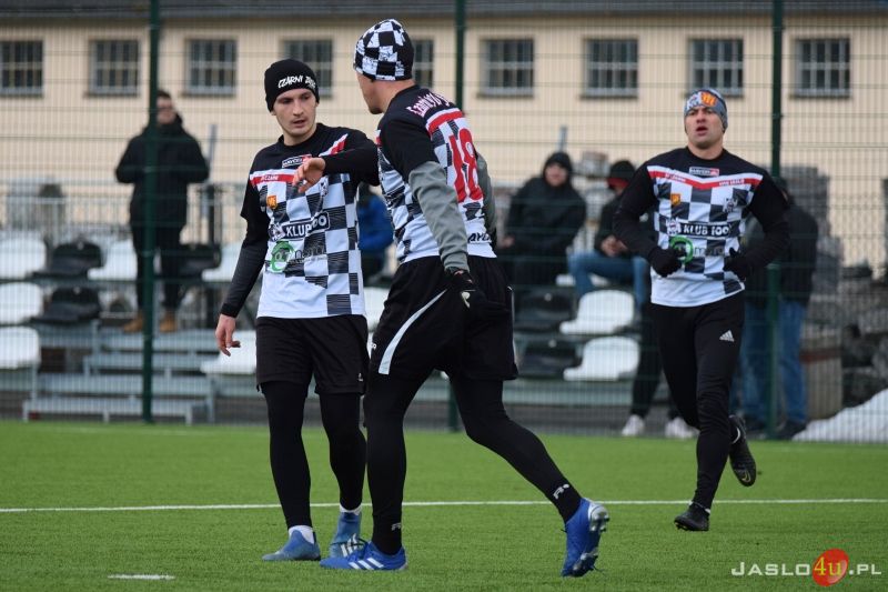 Sparing JKS Czarni 1910 Jasło - Partyzant Targowiska (5:0)