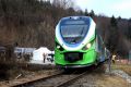 Przejazd pociągu humanitarnego z przejścia granicznego w Krościenku
