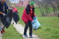 Dzień Ziemi w Jaśle - sprzątanie wałów