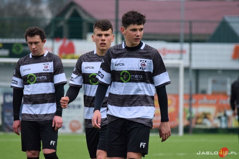 Mecz JKS Czarni 1910 Jasło - Beskid Posada Górna 4:1