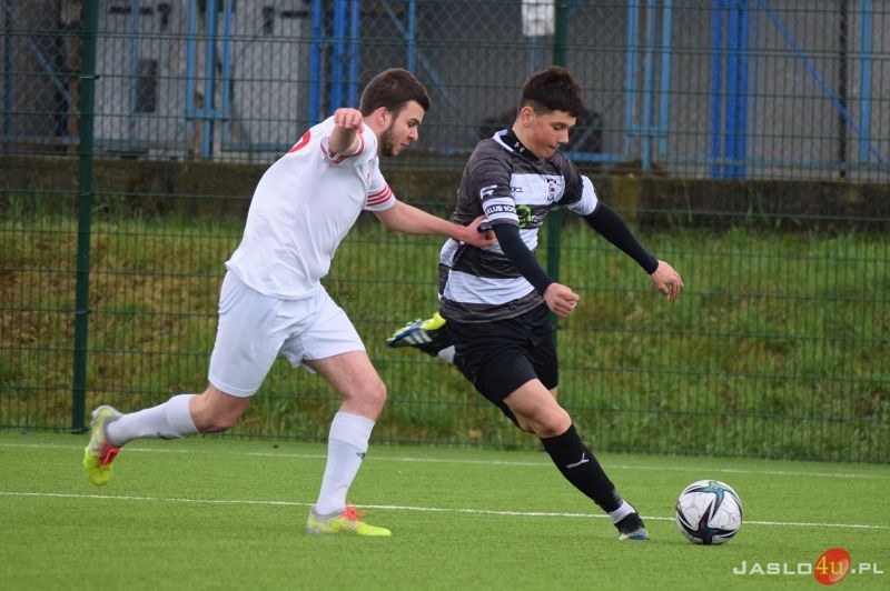 Mecz JKS Czarni 1910 Jasło - Beskid Posada Górna 4:1