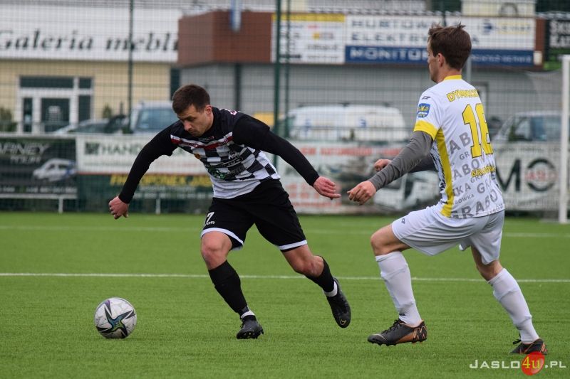 Mecz JKS Czarni 1910 Jasło - ULKS Grabowianka Grabówka 4:1