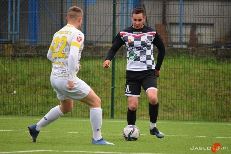 Mecz JKS Czarni 1910 Jasło - ULKS Grabowianka Grabówka 4:1